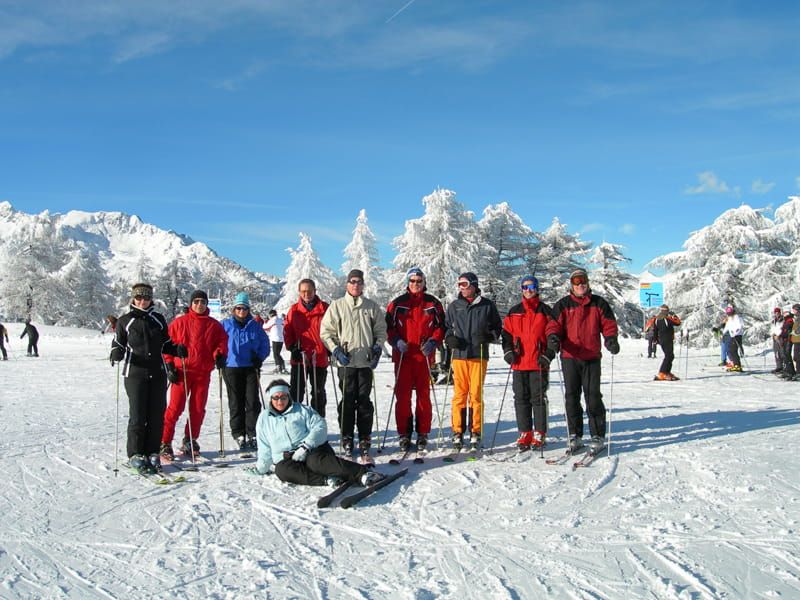 singles on a group ski holiday