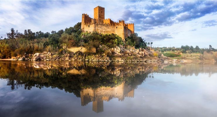 almourol castle portugal